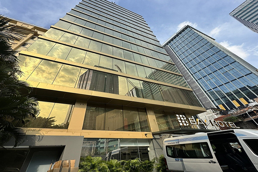 هتل بی هوشی مین